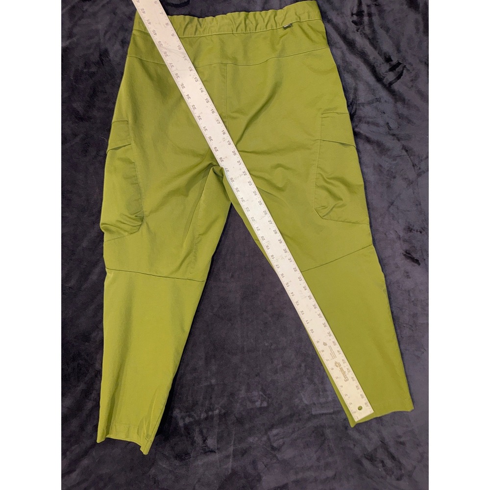 Nike Tech Pack Cargo Pants Mens Olive Green Tapered Utility Trousers BV4443-326 - Picture 6 of 6